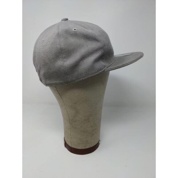 MLB Chicago White Sox Fitted Hat Size 7 3/8 Gray Big Bear Cap Embroidered Logo - Picture 6 of 11